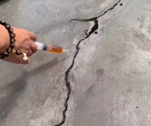 嘉兴混凝土裂缝修补技术详解​
